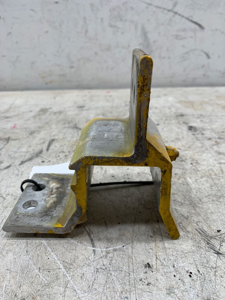 1998 Freightliner Century Class Hood Bracket (766-10179)