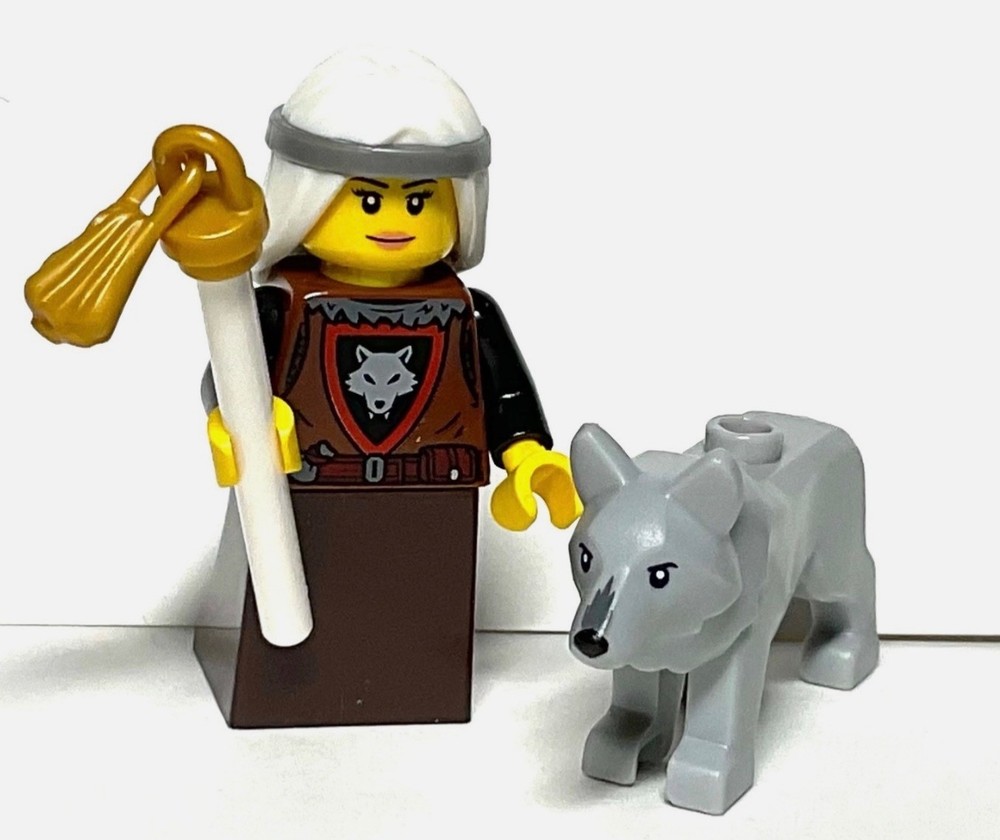Lego Wolfpack Matriarch  Minifigure -  Medieval - Castle Characters