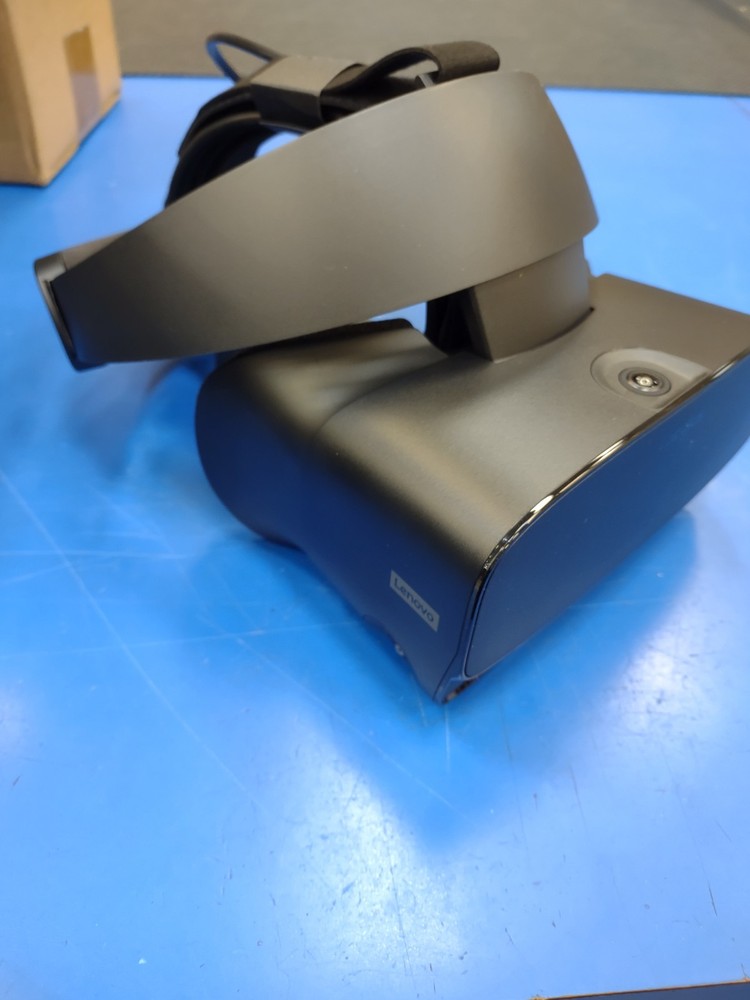 Oculus Rift S VR Headset with Controllers