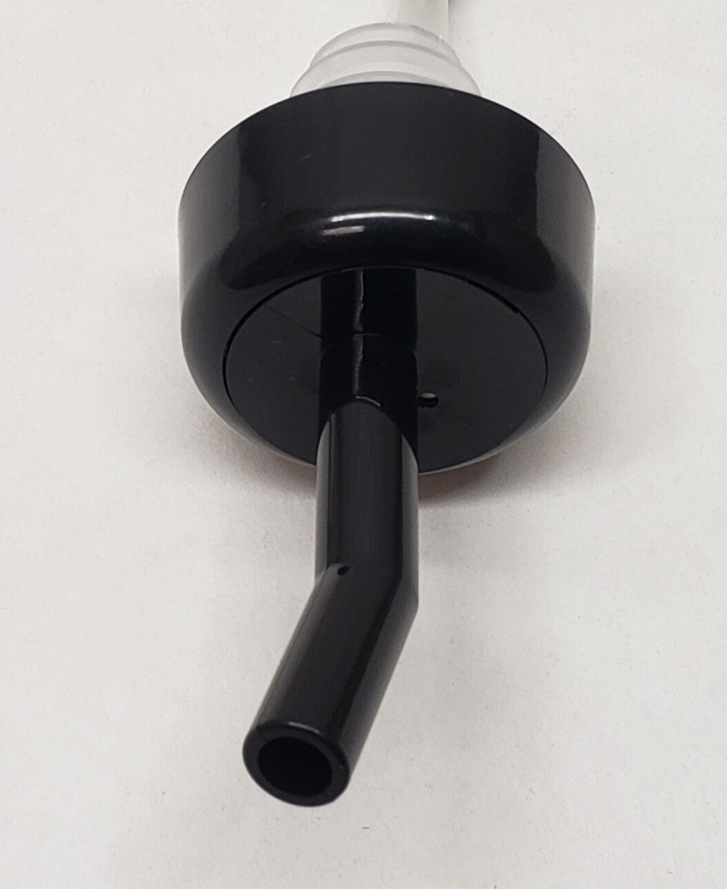 1 DOZEN Whiskflow Liquor Bottle Pourers Non Measured BLACK Pour Spouts