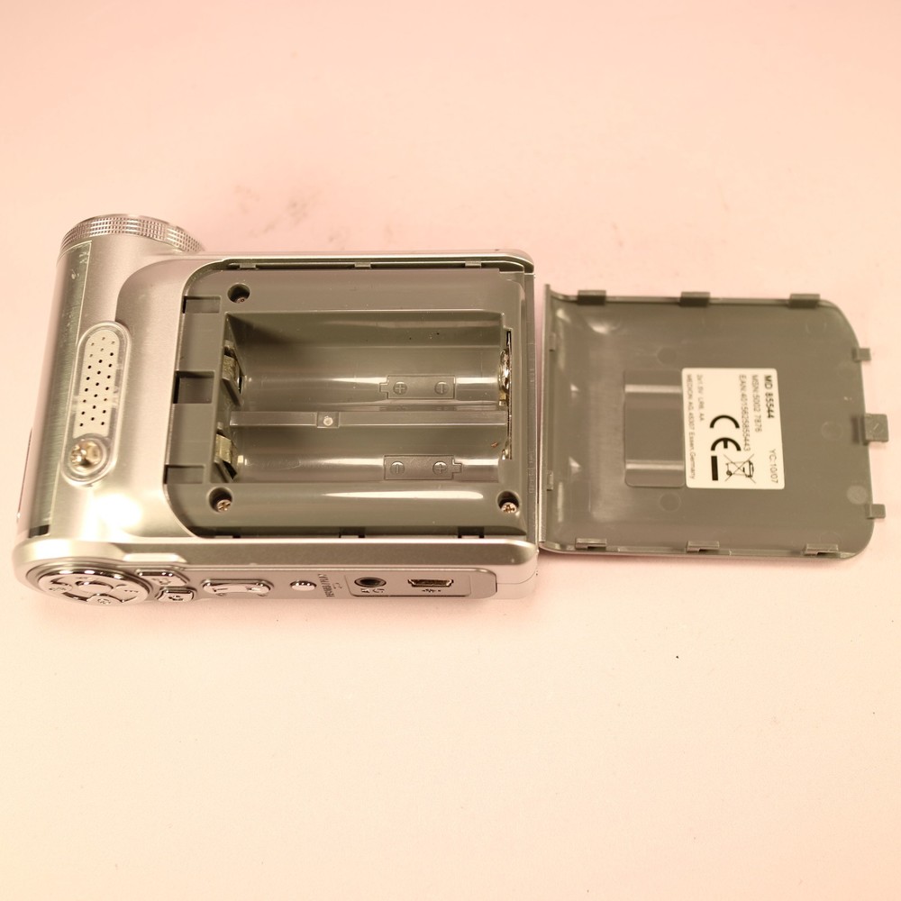 Medion MD 85544 Handheld Compact Digital Video Recorder Silver Tested
