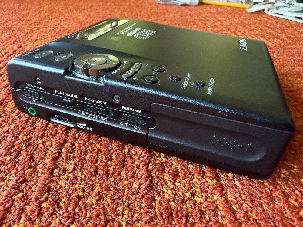 SUPER RARE Sony MZ-2P Minidisc Player UNTESTED