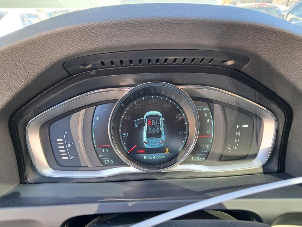 S60 2014 Glove Box 4848861