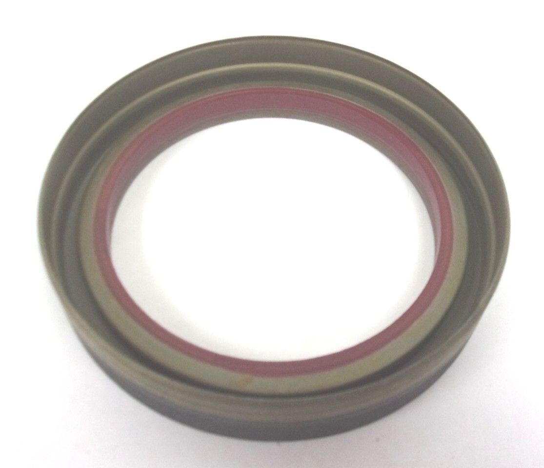 370012A NEW FEDERAL MOGUL NATIONAL OIL BATH WHEEL SEAL 320-2034 36282 36285