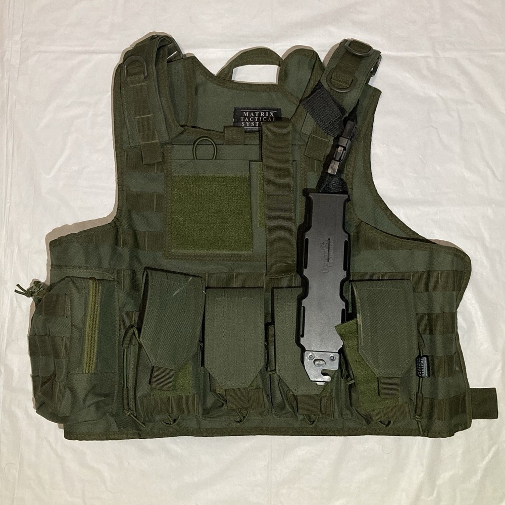 Matrix Tactical Systems One Size Adjustable Tactical MOLLE Vest Army Green