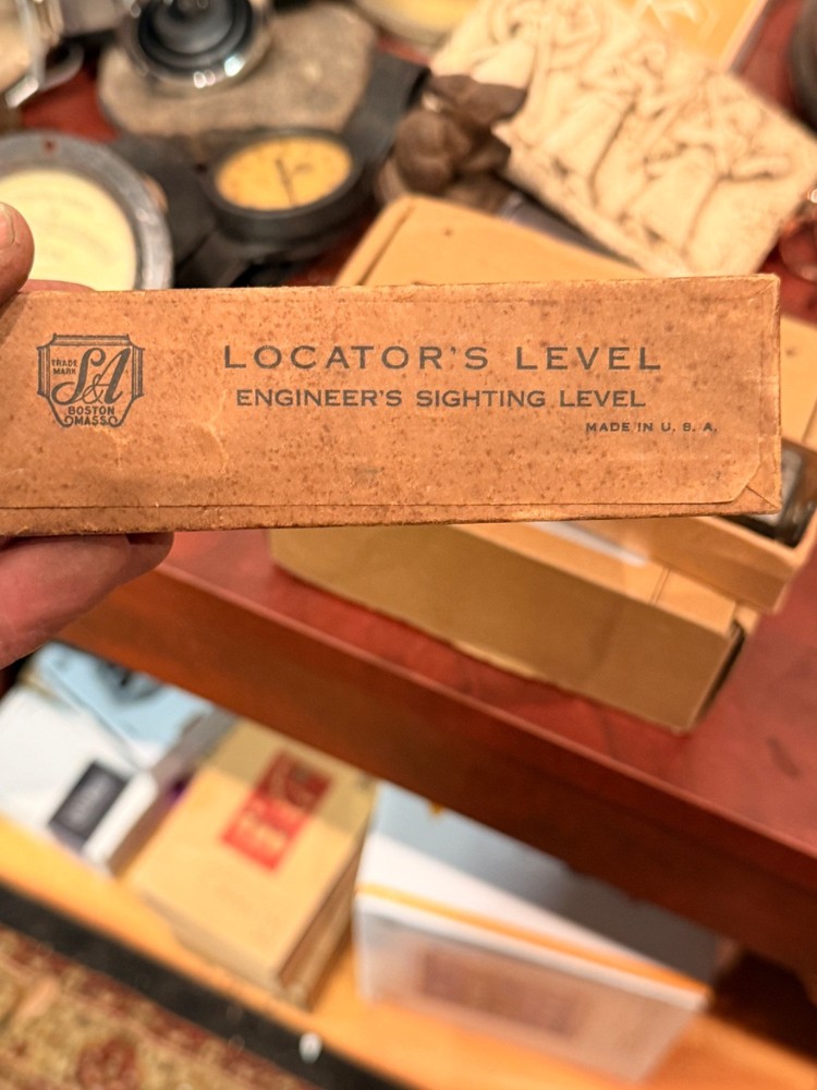 S&A Locator's level/engineers sighting level