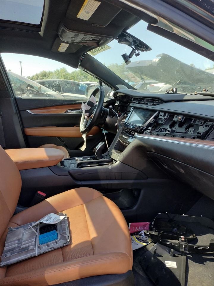 CONTROL PANEL OEM 2020 CADILLAC XT5 1YR WRNTY