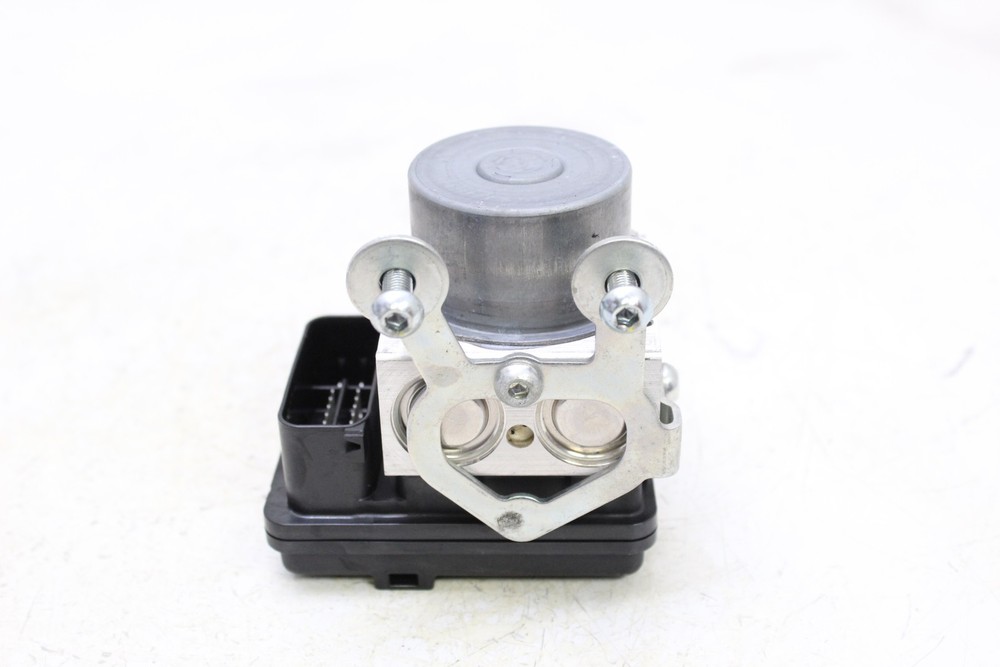 2017 Yamaha FZ10 OEM ABS PUMP UNIT MODULE
