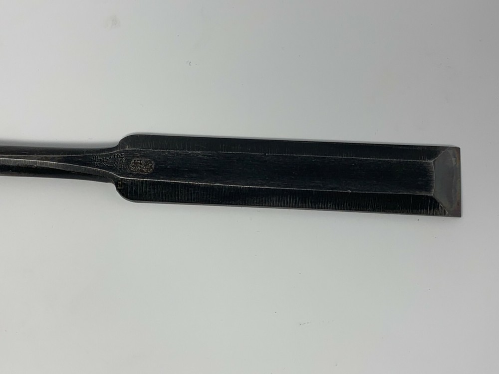 Long Japanese Paring Chisel/Slick (Tsukinomi)