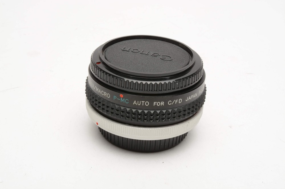 Access 2X 4-Element Macro 2X Converter for Canon FD Mount, Case, Clean