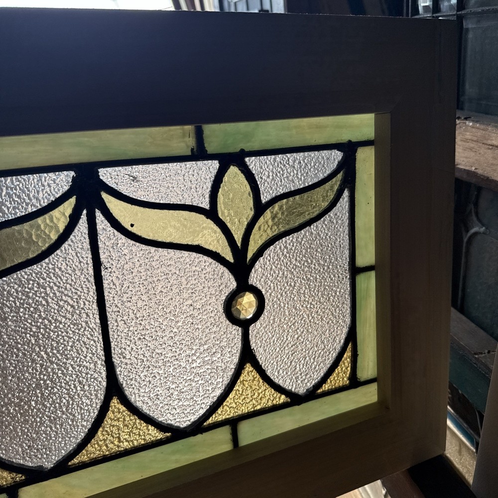 SG5109 Antique Deco Window 14 5/8 x 22