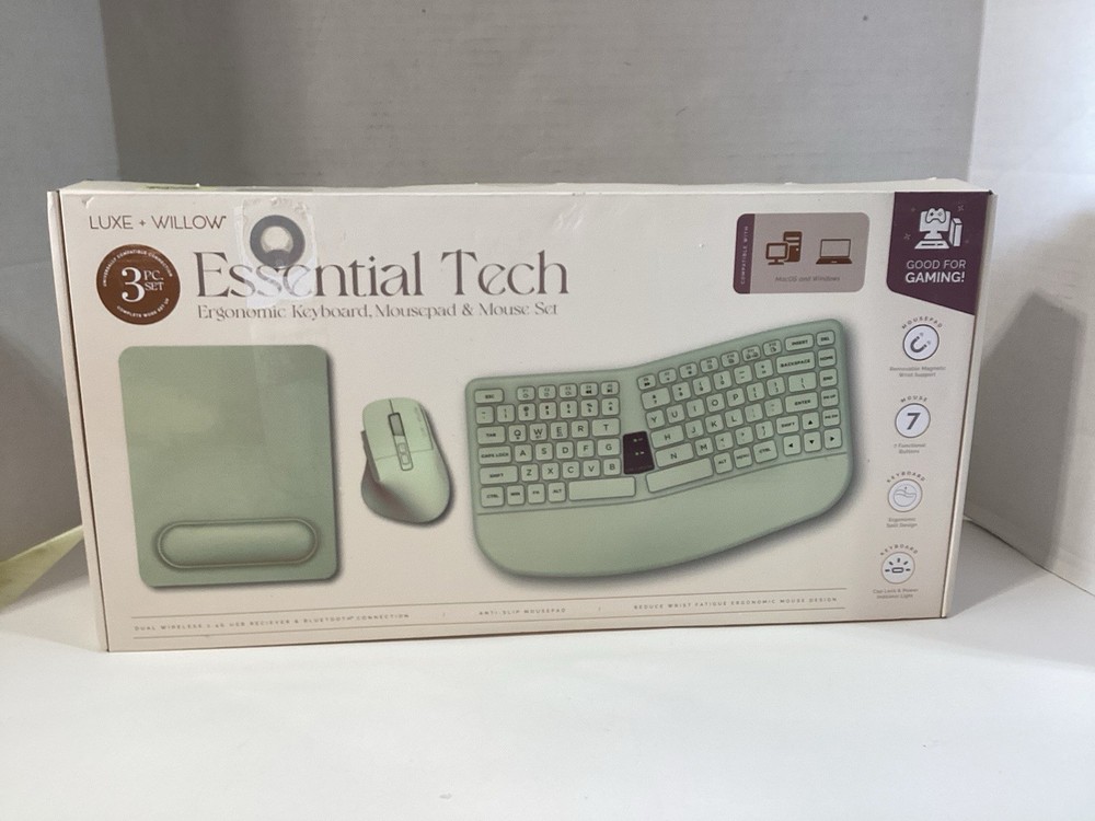 Luxe + Willow Essential Tech Ergonomic Wireless Keyboard Mousepad Mouse Cream