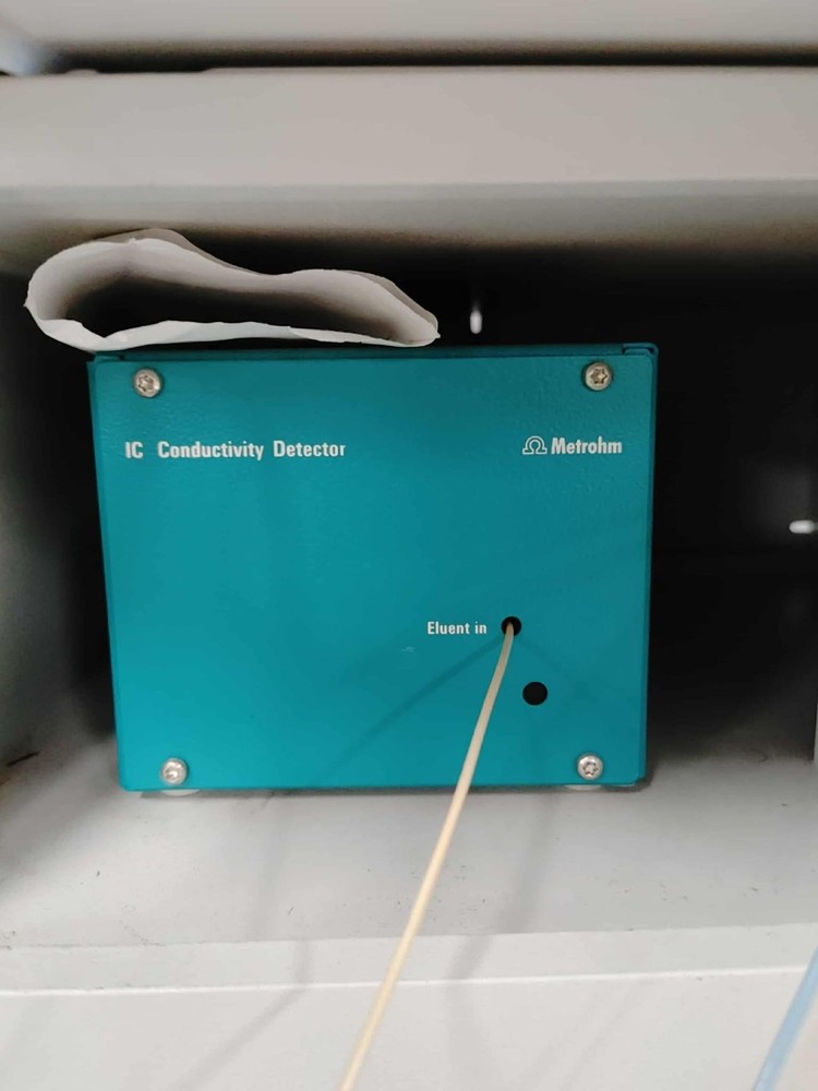 Metrohm 881 Compact IC Pro Ion Chromatography System with Conductivity Detector