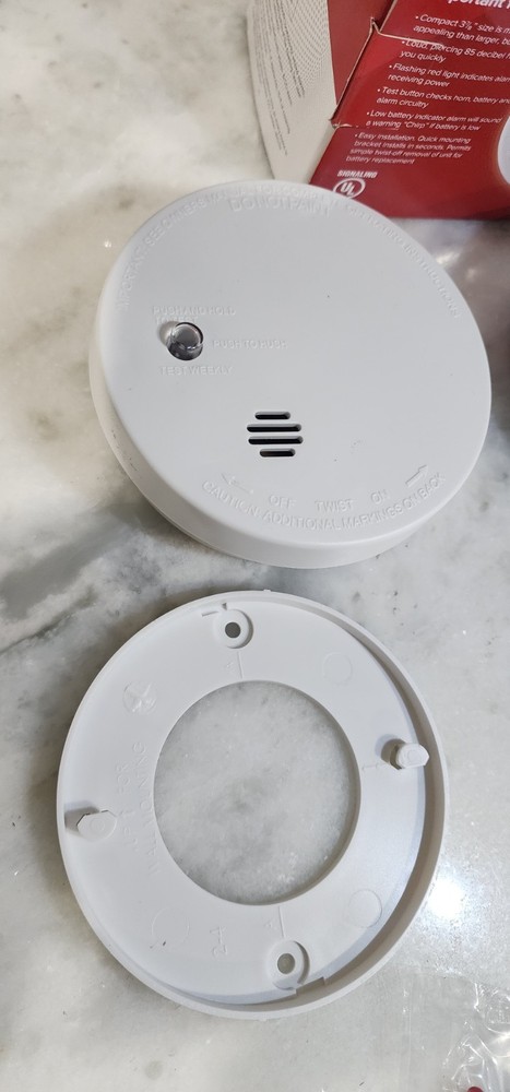 Kidde Fire Smoke Alarm Detector Micro Profile i9040 Ionization 21026056 2-Pack