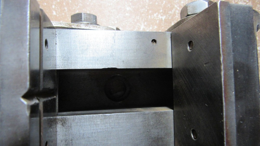 Palmgren Adjustable Angle Drill Press Vise #000