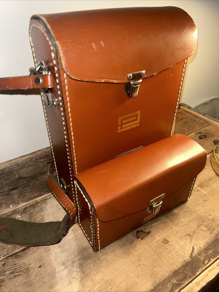 Panametrics Leather Hard CASE carrying case for Electronics (CASE ONLY)
