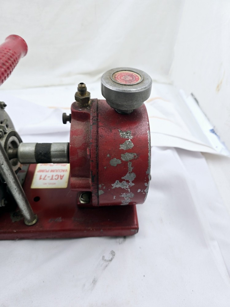 Blue-Point Vacuum Pump ACT-71