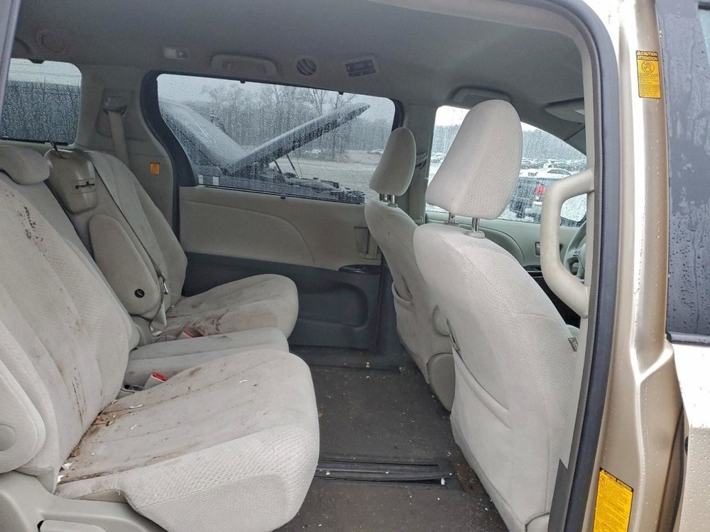 Fuse Box Engine Fits 11-16 SIENNA 4951406