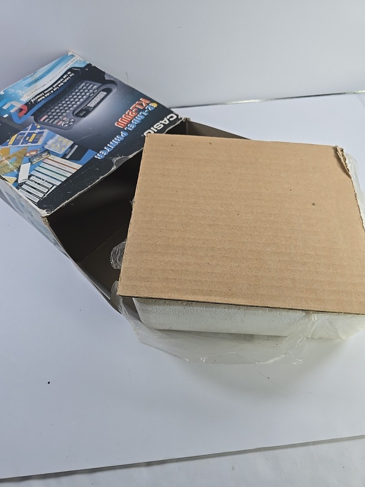 Vintage Casio EZ-Label Printer KL-2000
