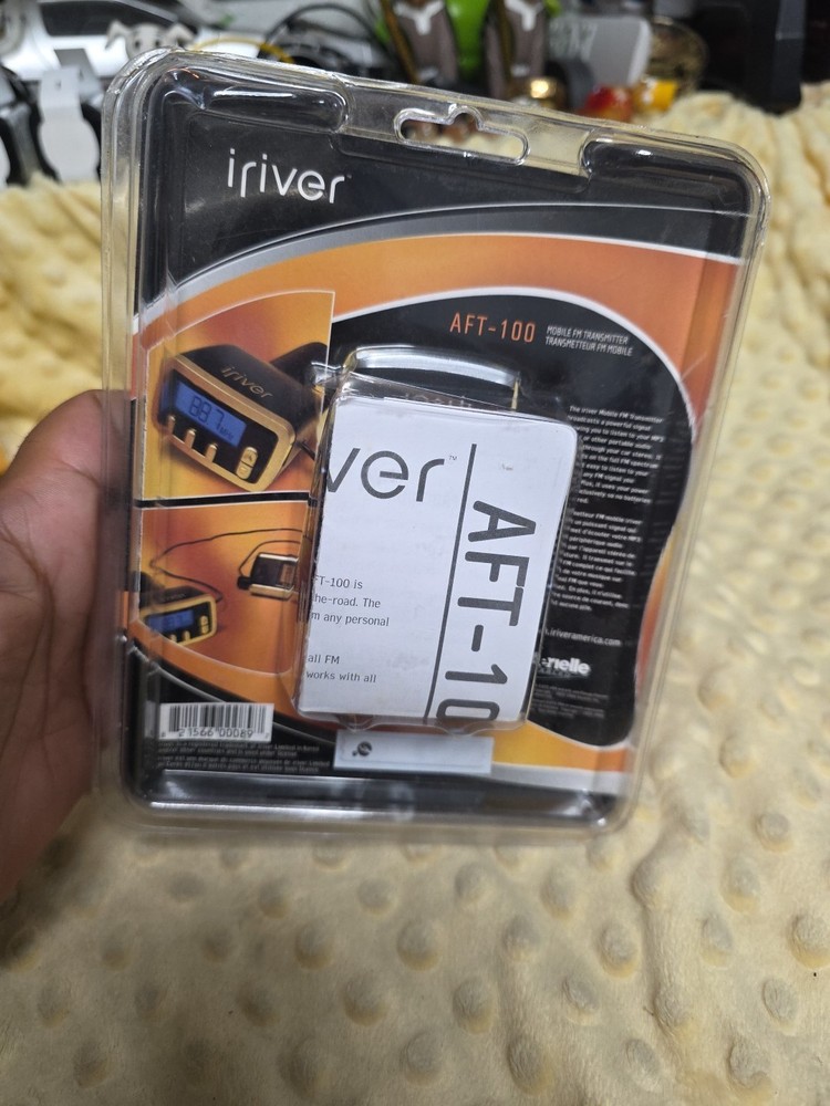 Genuine Iriver Model Aft100 Mobile Fm Transmitter - Brand New Sealed