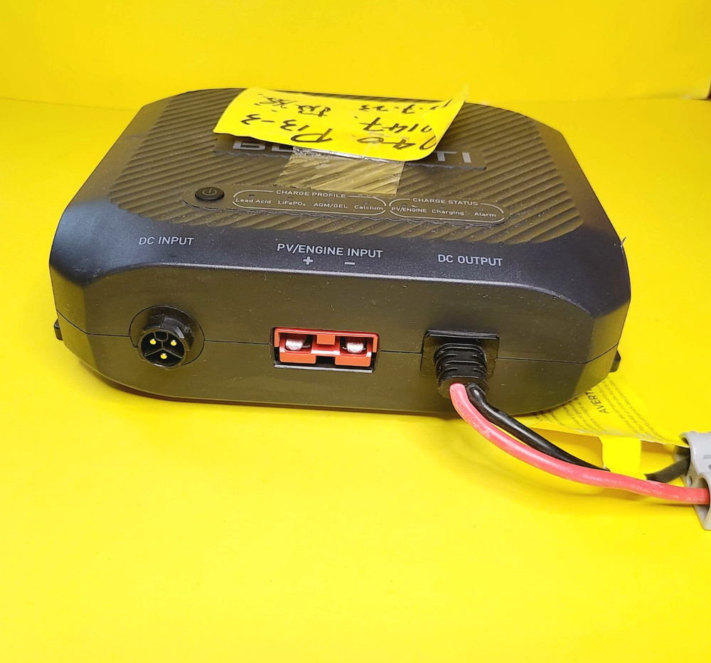 ⚡UNTESTED STORE RETURN⚡BLUETTI D40 DC-DC BATTERY CHARGER CONVERTS POWER STATIONS