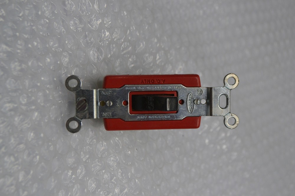 HUBBELL WS896 SWITCH NSNP