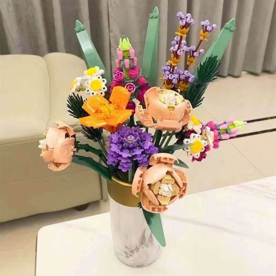 Botanicals Flower Bouquet Building Set - Artificial Flowers for Decoration