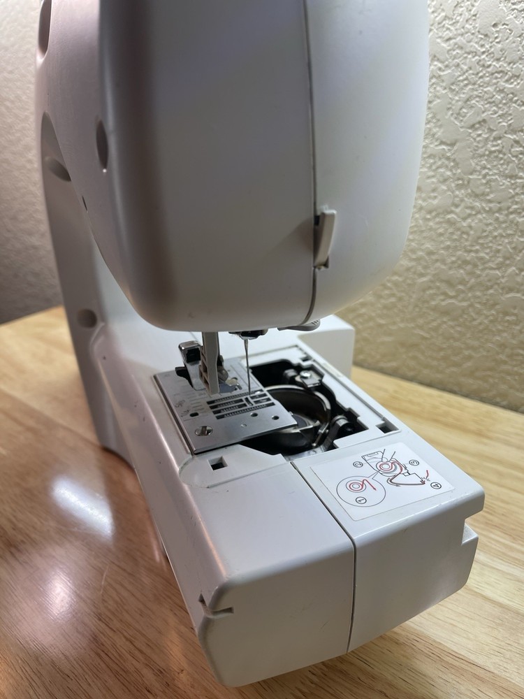 Brother CE 4000 Computer Sewing Machine No Carry Case Untested And Missing Parts