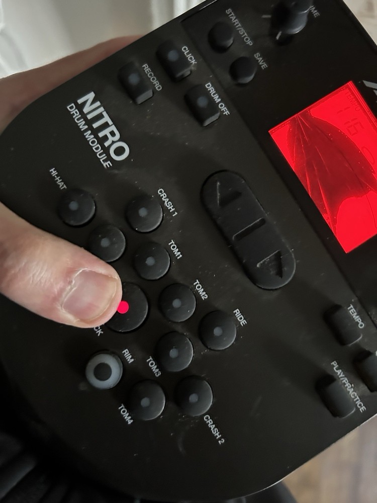 Alesis Nitro DM7X Drum Module + Power Cable - Cracked Screen, Semi Functional