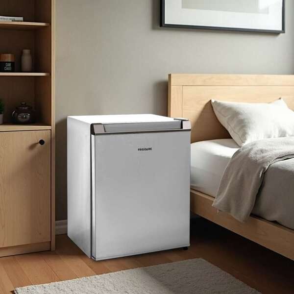 Frigidaire, 1.6 Cu. Ft. Compact Refrigerator, White
