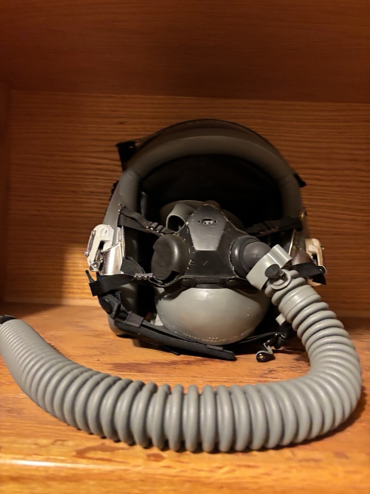 Dunrite Flight test pilot helmet Jon Beesley SIGNED w/ Gloves Lockheed Martin