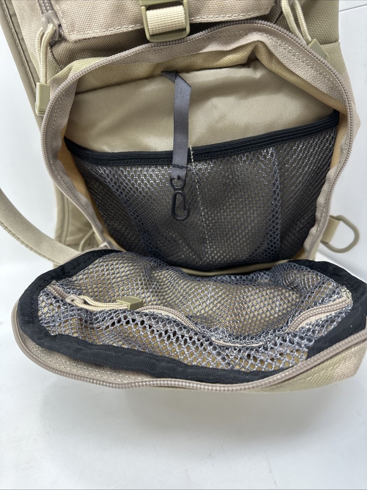Camelbak Ambush Desert DCU With Bladder New