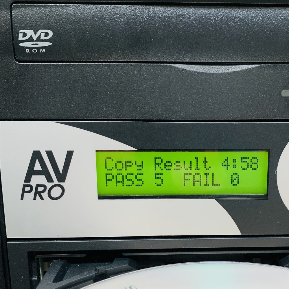 CDROM2GO AV Pro 7-DVD Media Duplicator Standalone Disc Duplication System Tower