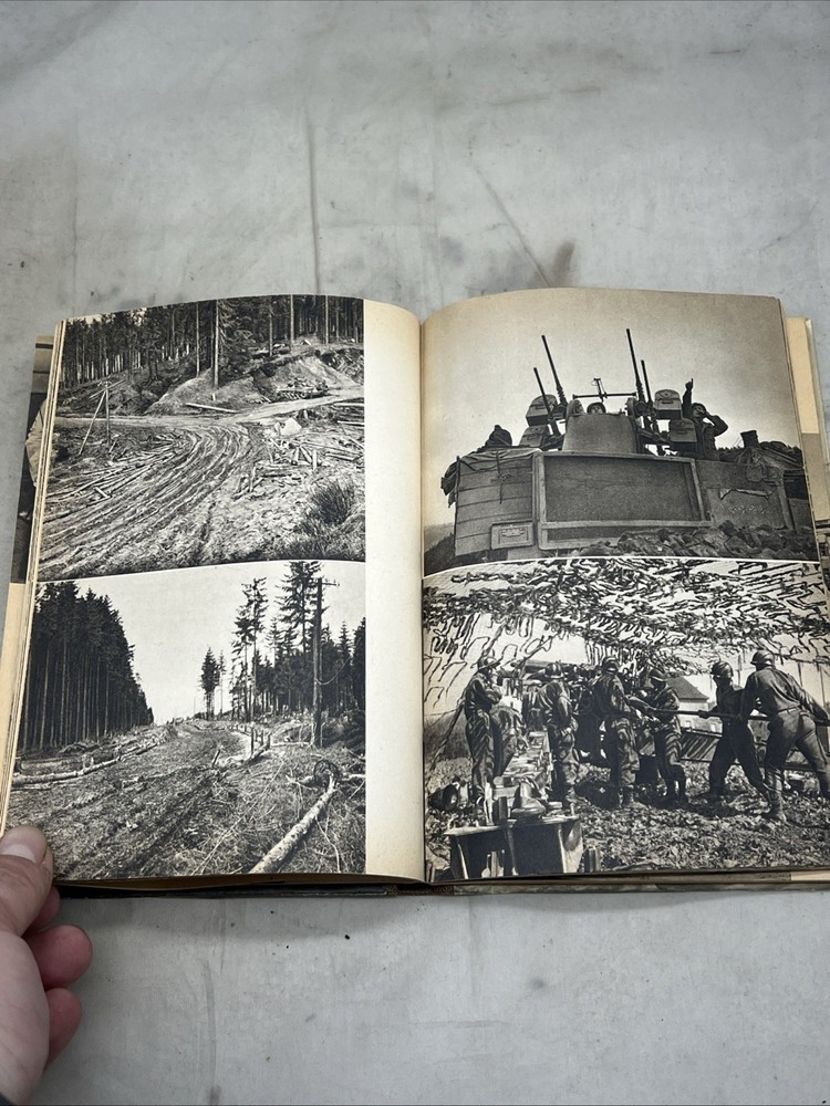 WW2 US Army 69th Infantry Division Book With Pull Out Map (BB514