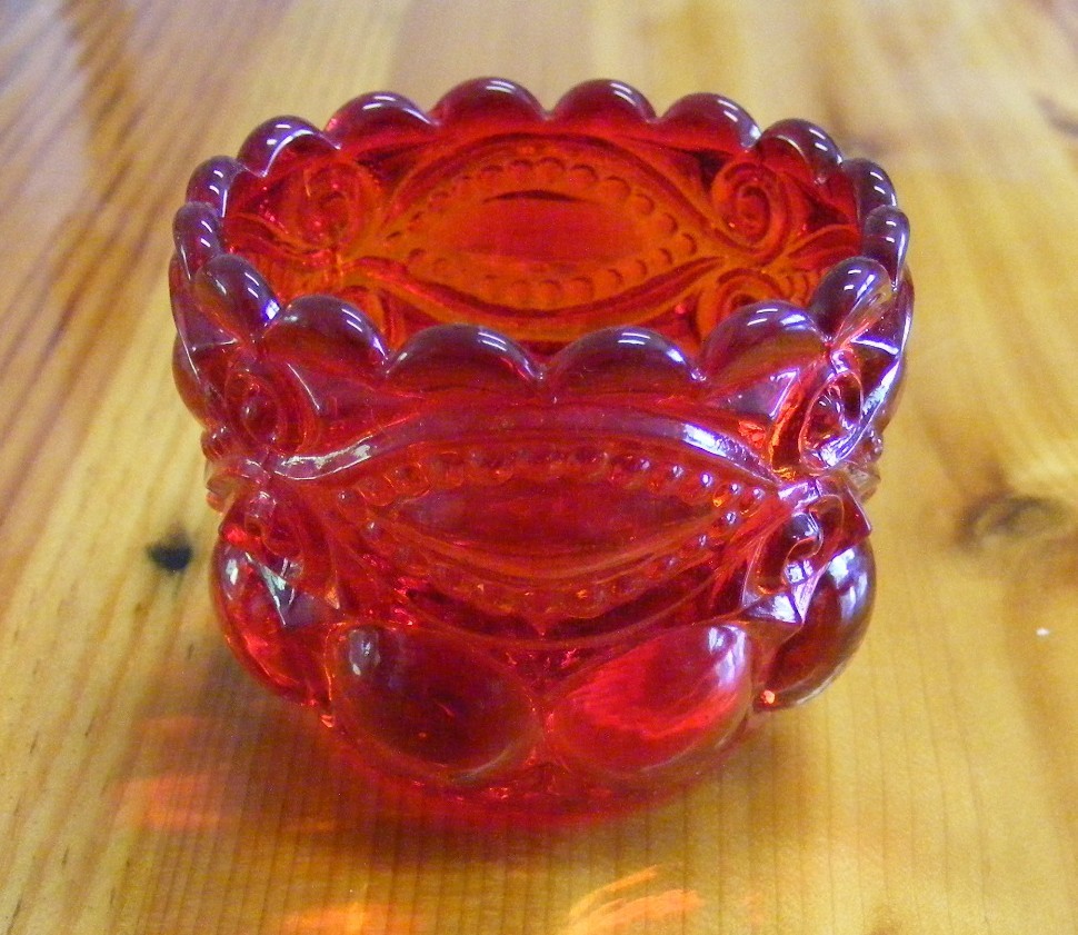 MOSSER RUBY RED GLASS EYE WINKER TOOTHPICK HOLDER