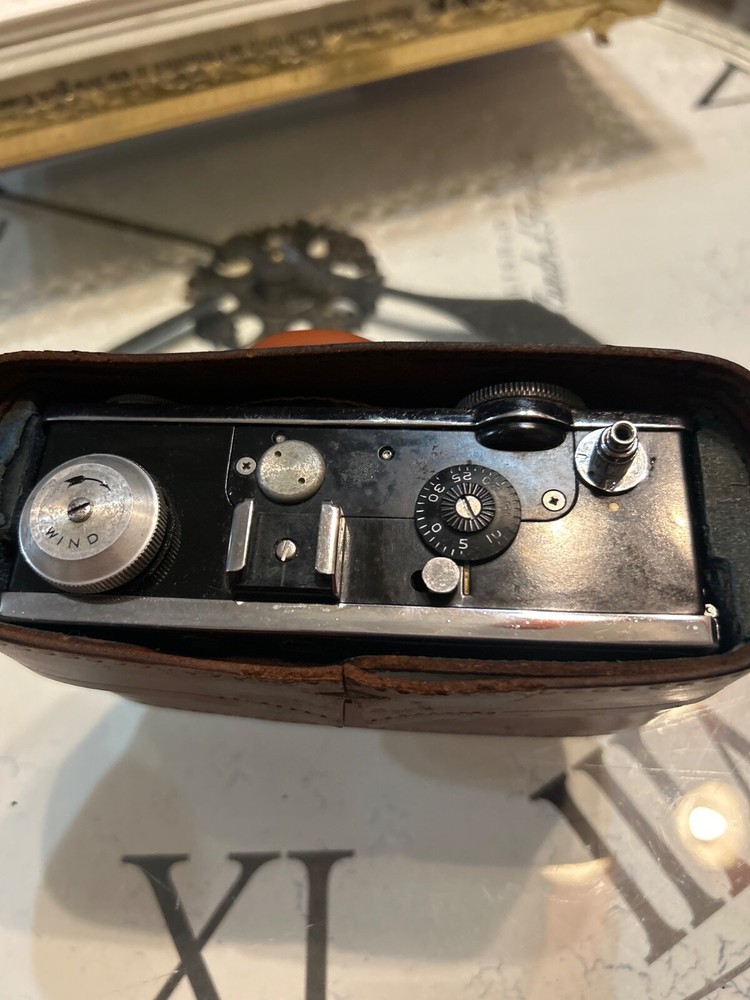 Vintage RANGEFINDER CAMERA: Argus C-3 "The Brick" - Untested