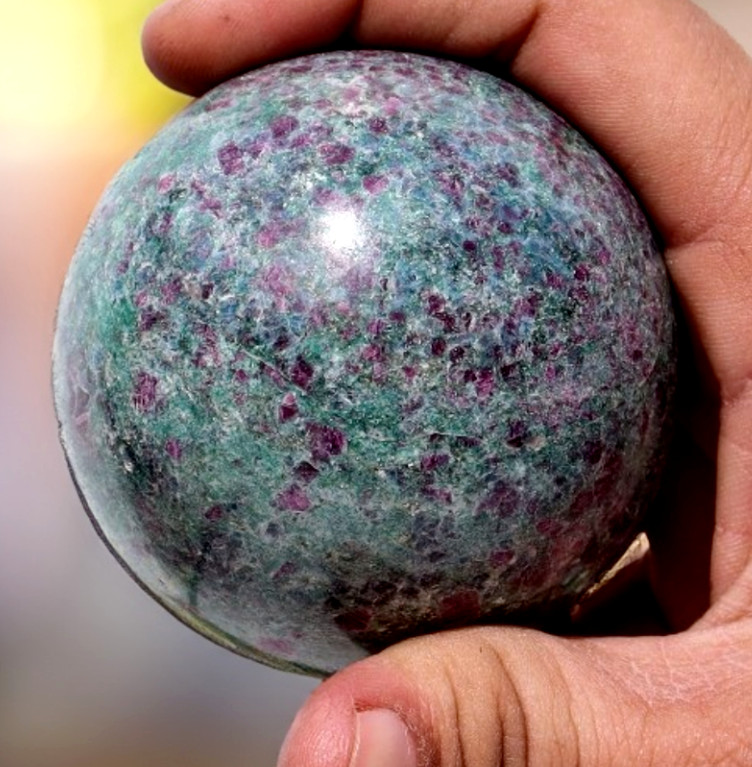 60MM Ruby Zoisite Anyolite Crystal Healing Energy Metaphysical Gemstone Sphere