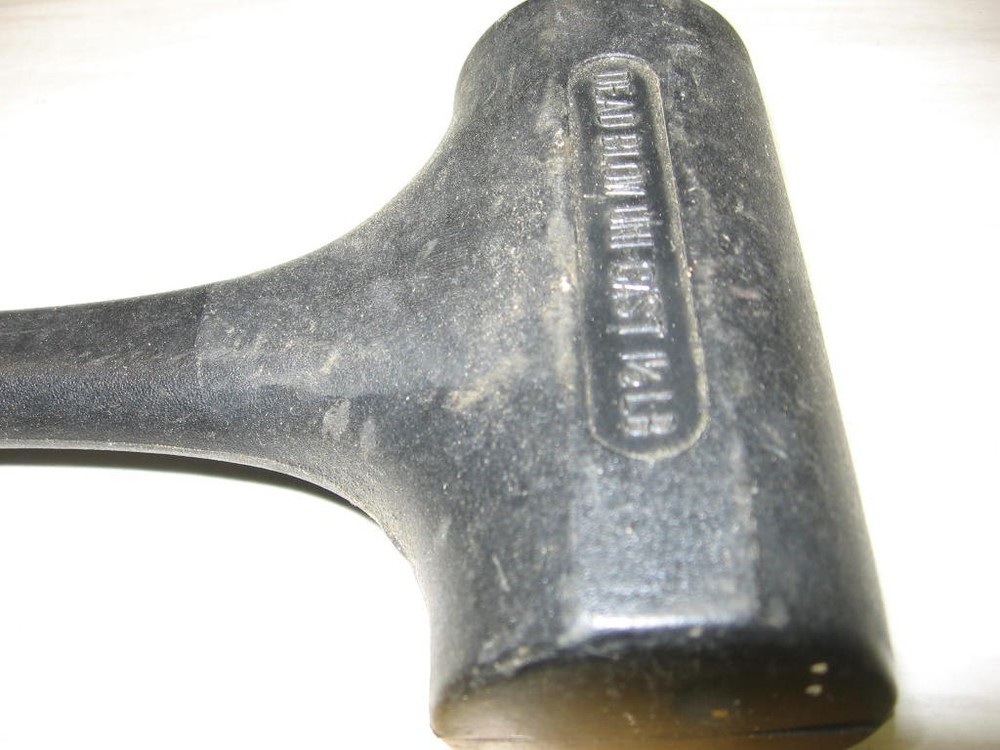 DEAD BLOW UIN-CAST 1 1/2 LB HAMMER