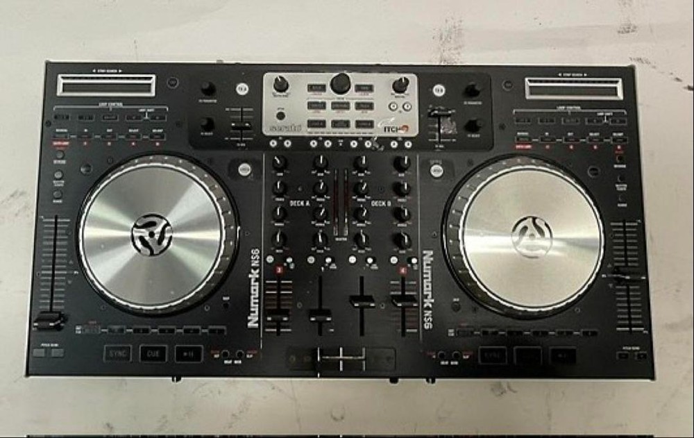 Numark NS6 4-Channel Digital DJ Controller And Mixer Serato