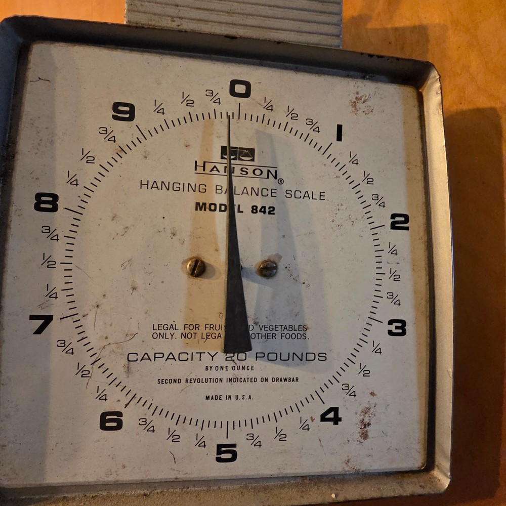 VINTAGE HANSON HANGING SCALE MODEL 842 RUSTIC KITCHEN