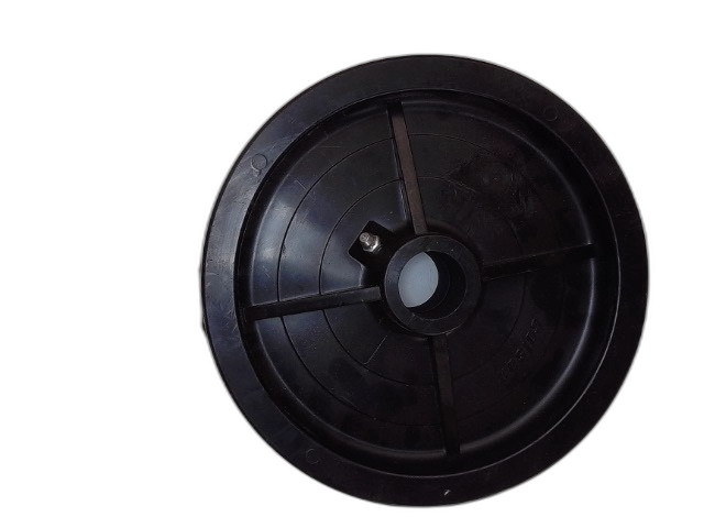 John Deere AM104141 WHEEL W/ZERK