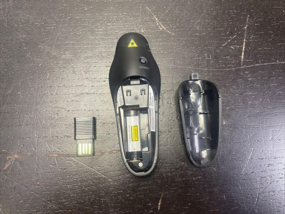 Targus AMP16US Wireless Presenter With Pointer