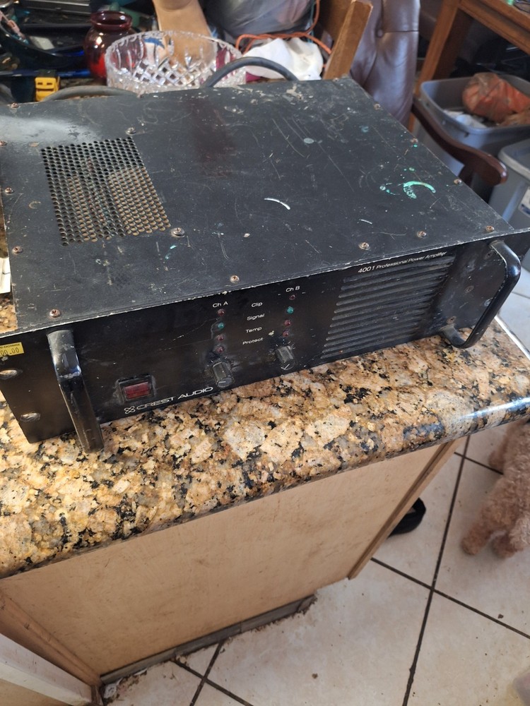 Crest Vintage Amplifier  , Lights Up , Never Tested It , Was Found An ...