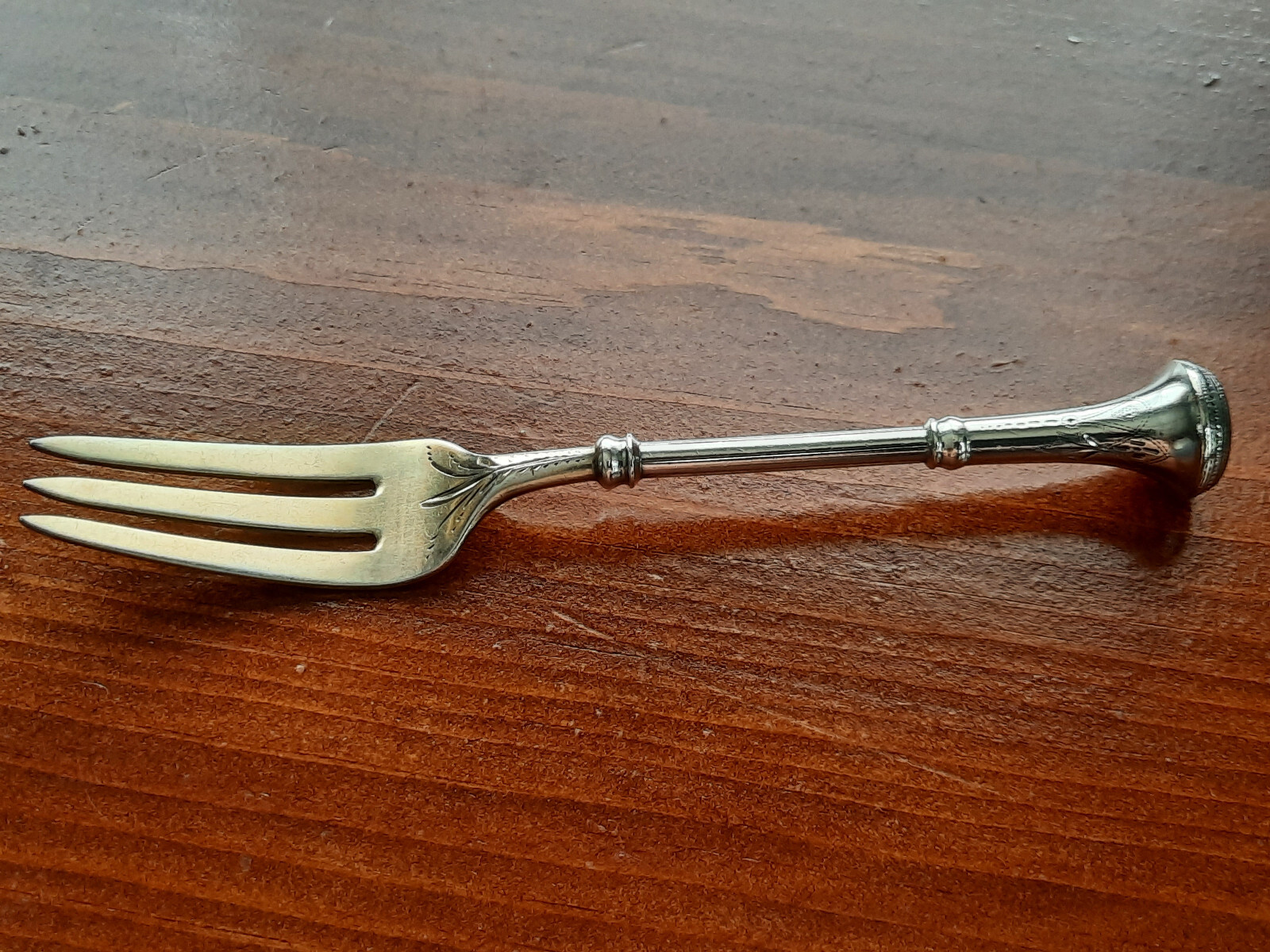 Coin Silver James Bingham Seal Top Pastry Fork, Mono