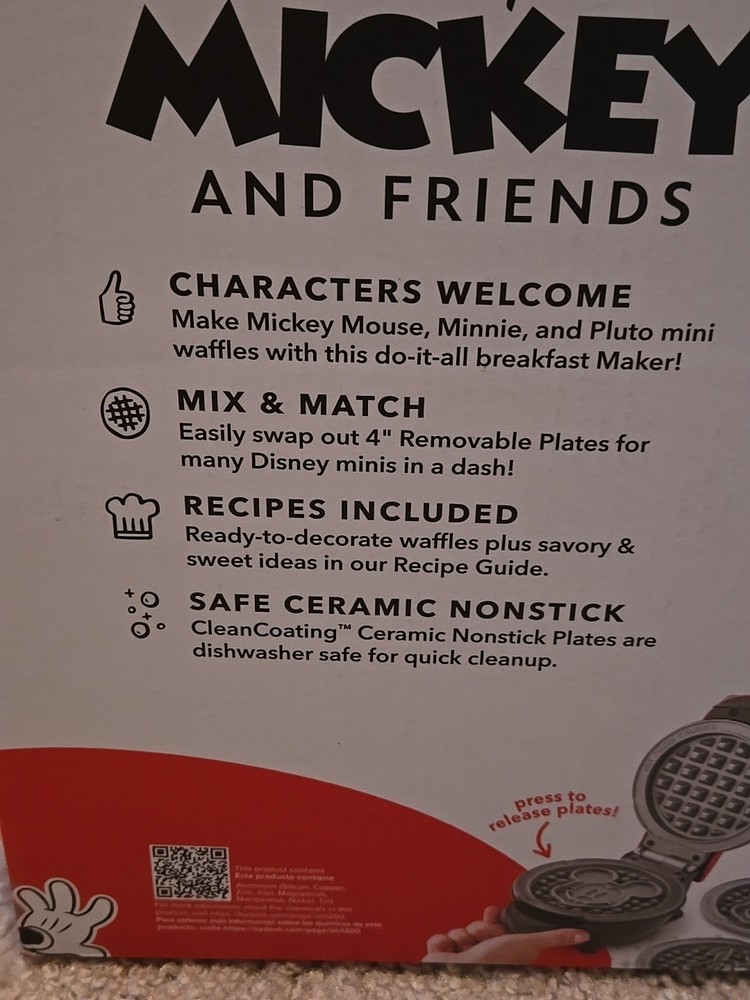 Disney Dash Multimaker Mini Waffle Maker System Mickey Mouse Friends * NEW