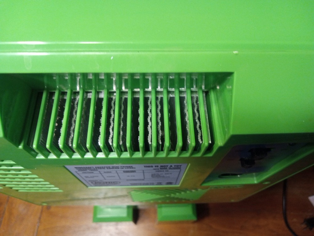 Minecraft Creeper Mini Fridge