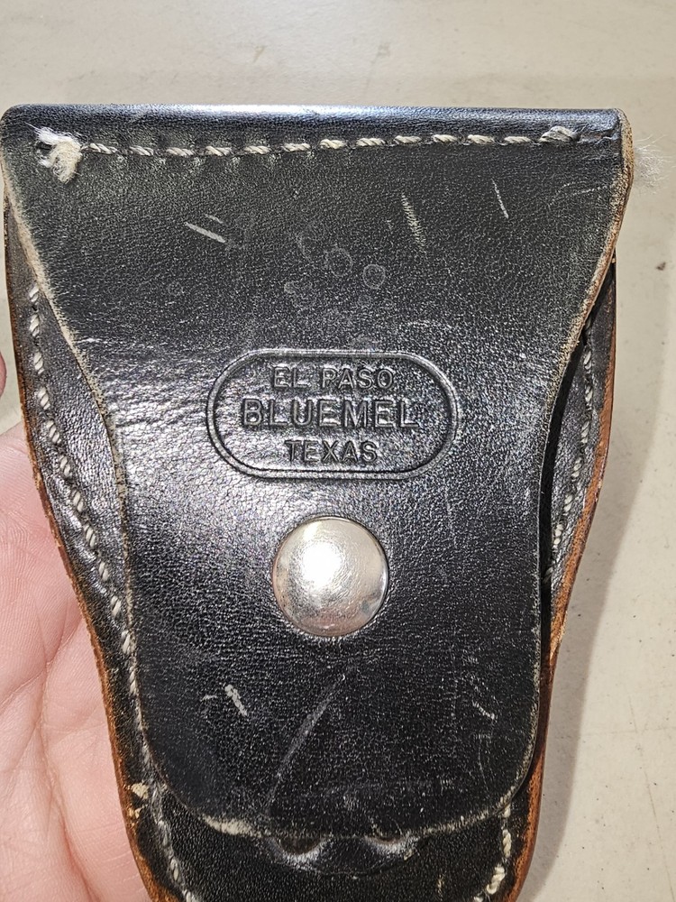 Bluemel El Paso Texas Black Leather Handcuff Case
