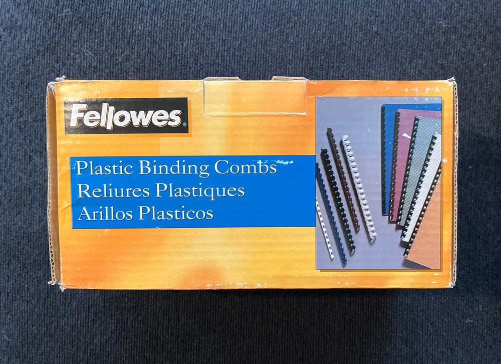 Fellowes Plastic Binding Spine 200 Sheets 50/Pack (52328)