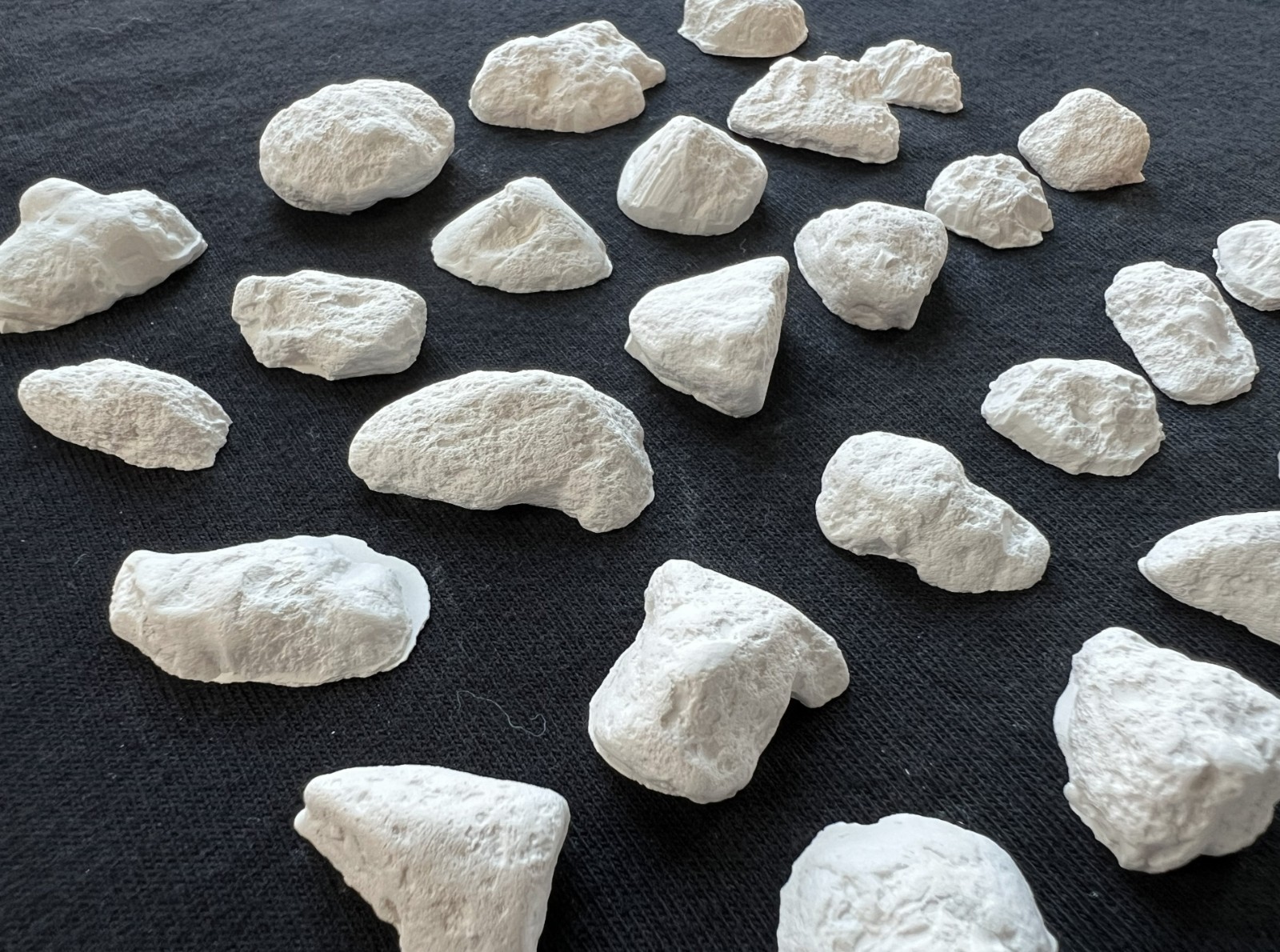 Set of 30 Ready-to-Paint Model Railroad Scenery Boulder/Rock Plaster Castings