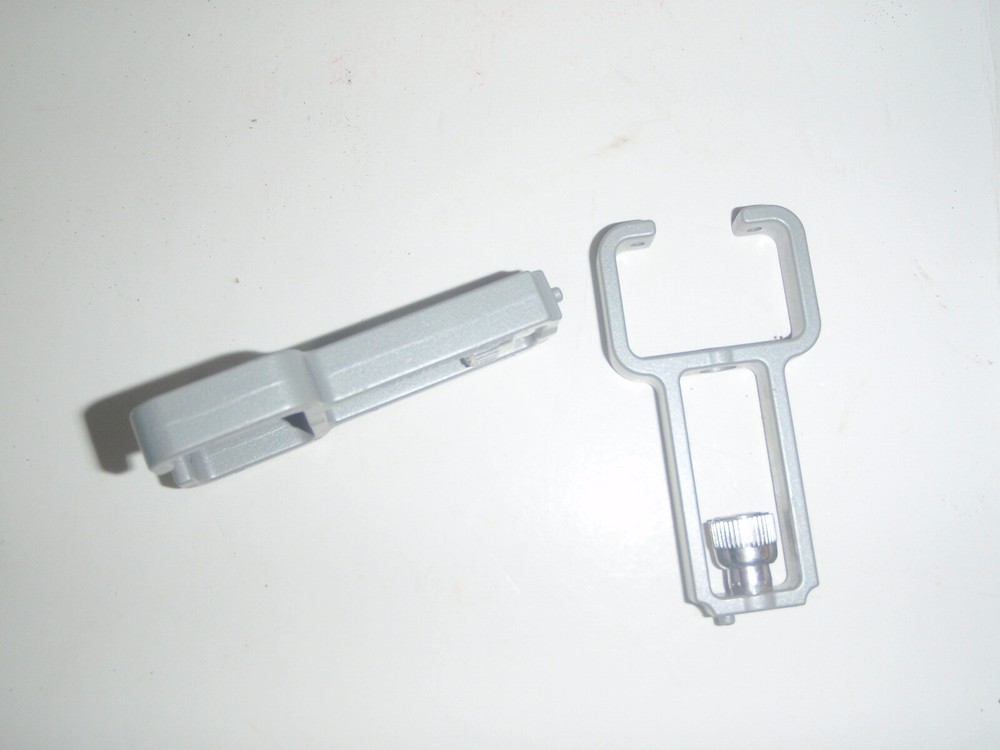 Cisco 700-29826-01 rack fastening system
